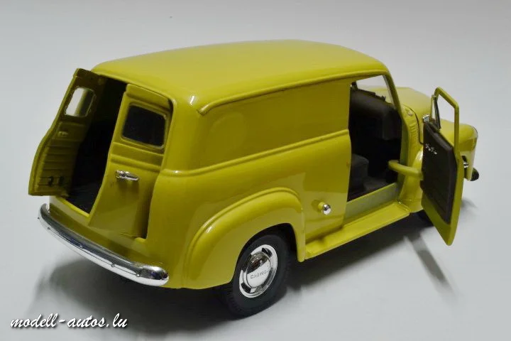 DSC_17967 (Small).JPG