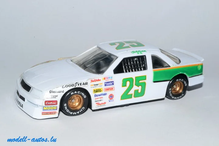 DSC_14257 (Small).JPG1.JPG