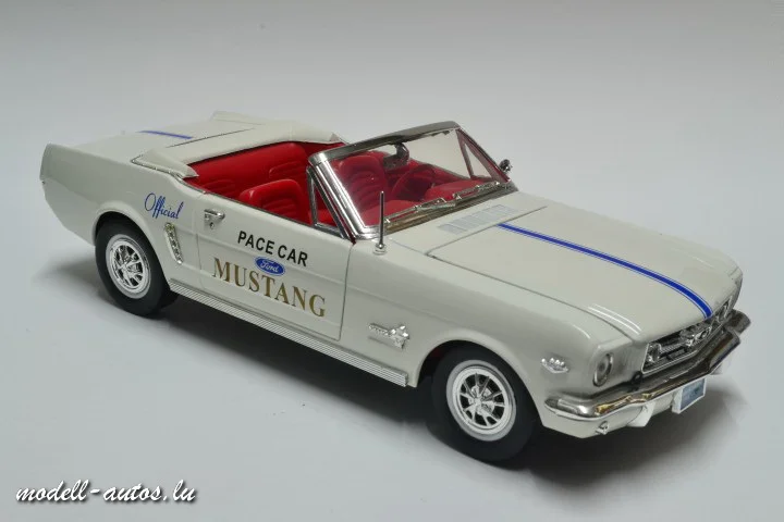 DSC_17880 (Small).JPG