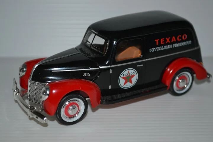 DSC_7666 (Small).JPG