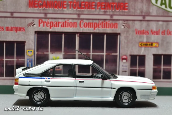 DSC_17350 (Small) (2).JPG