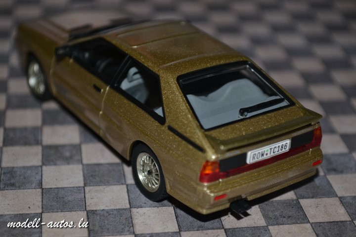 DSC_8225 (2) (Small).JPG