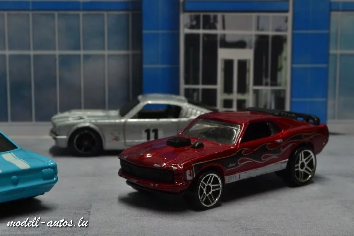 DSC_17487 (2) (Small).JPG