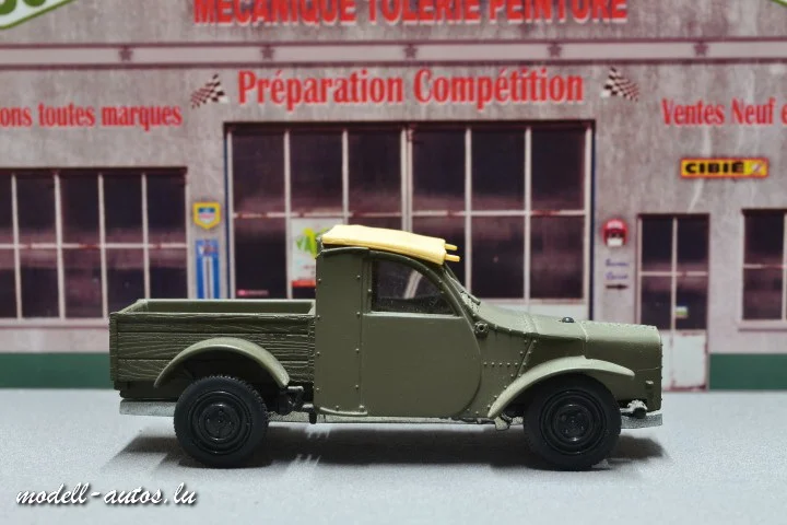 DSC_17376 (Small) (2).JPG