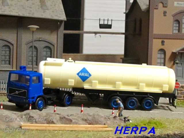 IMG_22730 (Small) (2).JPG