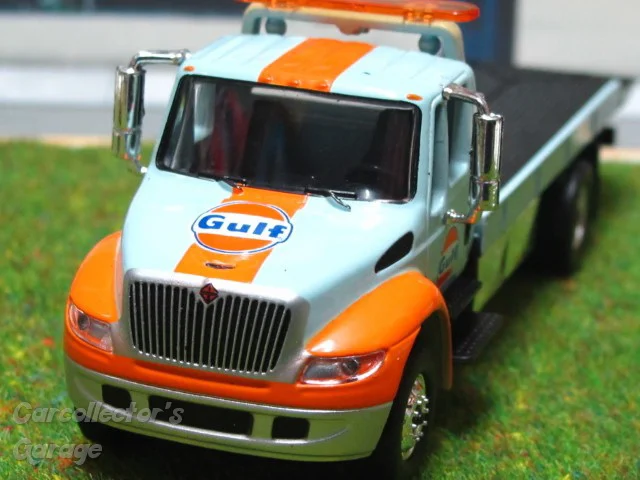 IMG_23799 (Klein) (2).jpeg