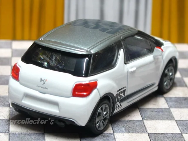 IMG_24502 (Klein) (2).jpeg