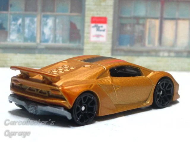 IMG_24660 (Klein) (2).jpeg