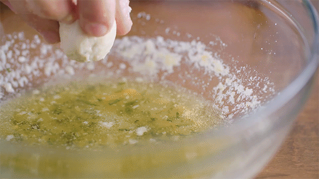 Making-Cheese-Rolls-Davick.gif