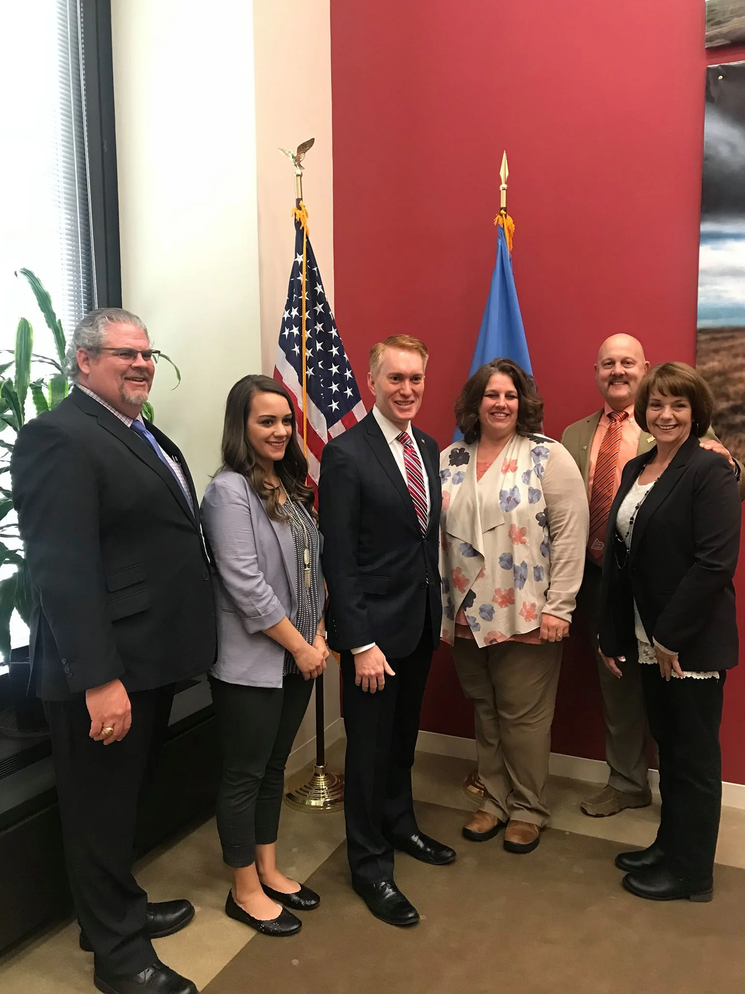 Roy Lee Lindsey, Lindsay Henricks, Senator James Lankford, Tina Falcon, Joe Popplewell and Dottie King. 