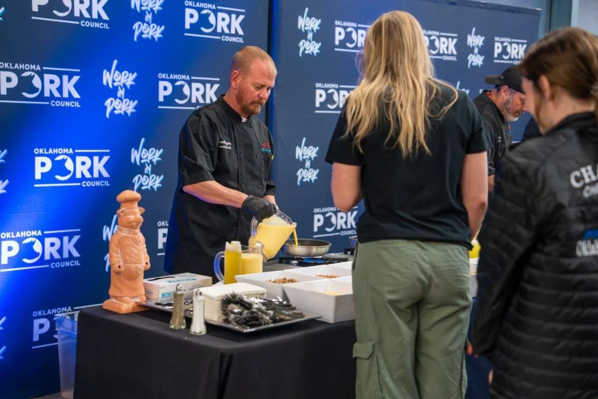 2025 Perfect Timing Pig Sale_6.jpg