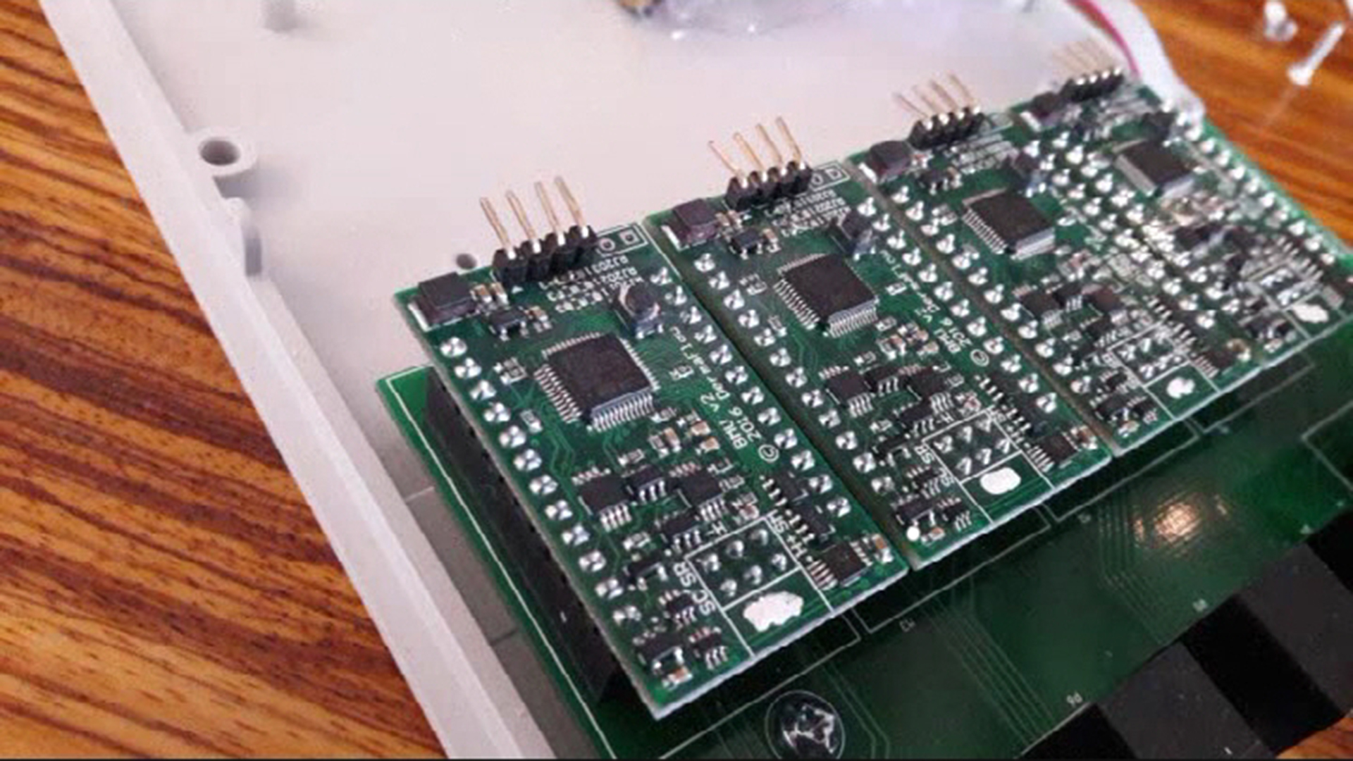 Perichek Multi™ with 4 modules