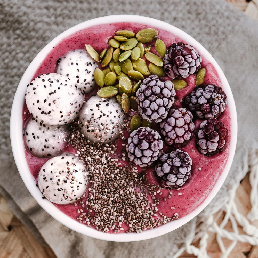 DragonFruit_Smoothie_Bowl_Blog-2368.jpg