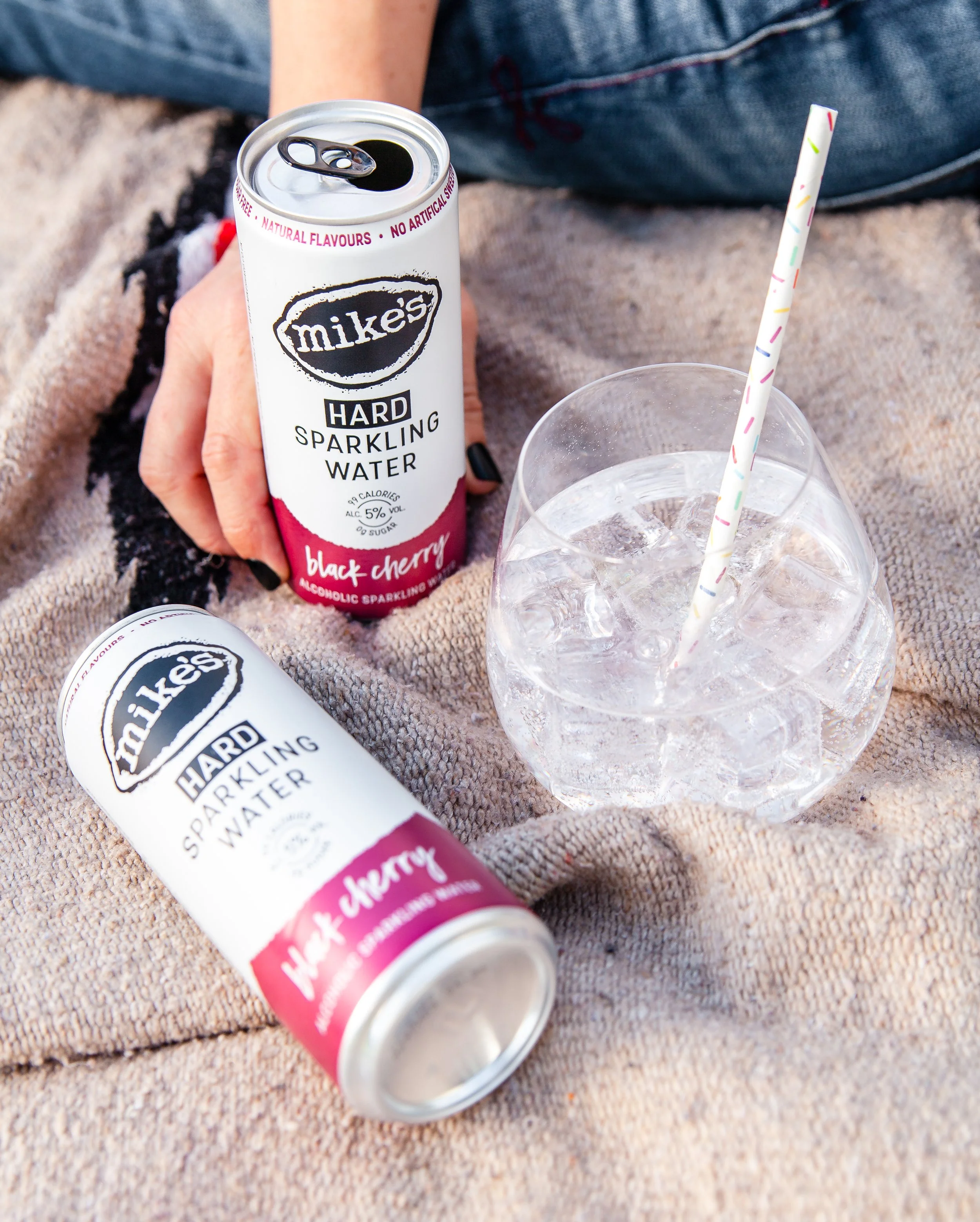 Mikes_Lemonade_ Sarah_E-1.jpg