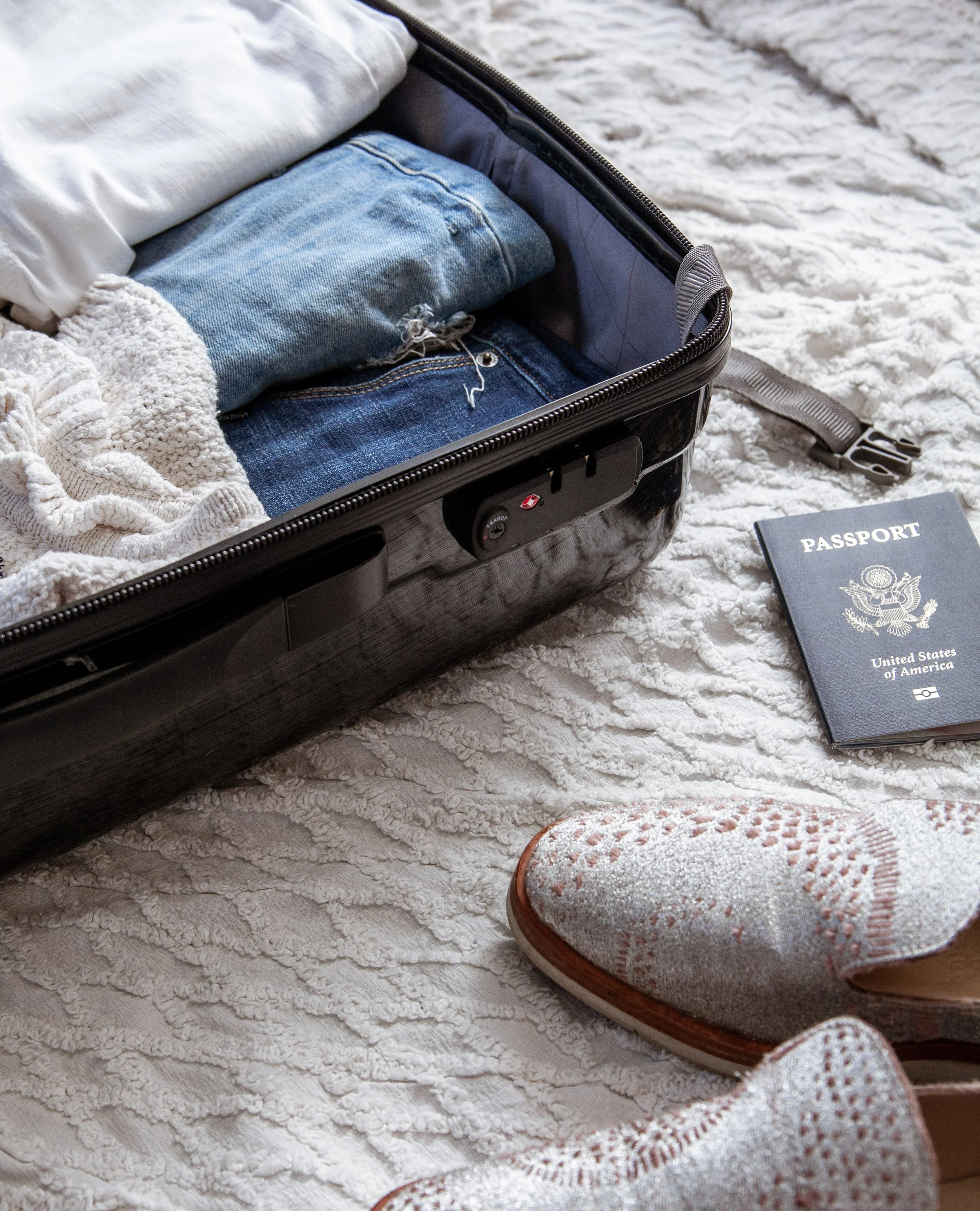 Samsonite_Winfield_ Sarah_E-23.jpg