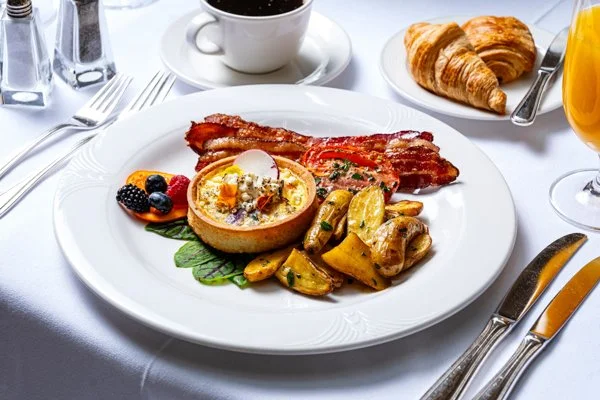 RRB04-26-24_roasted-veg-quiche_001.jpg