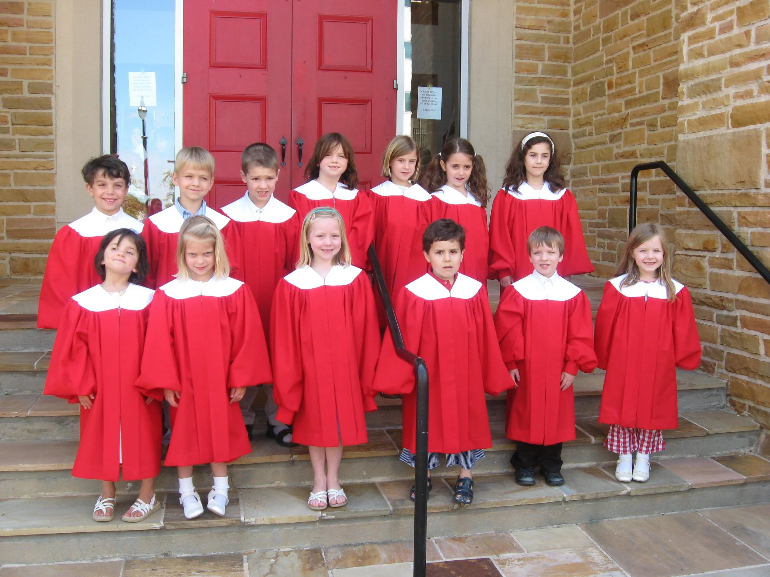 ChChoir Ap09 smiles.JPG