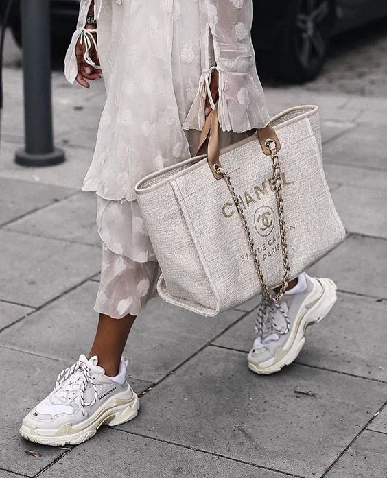 beige-04.jpg