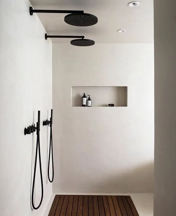 black-white-02.jpg