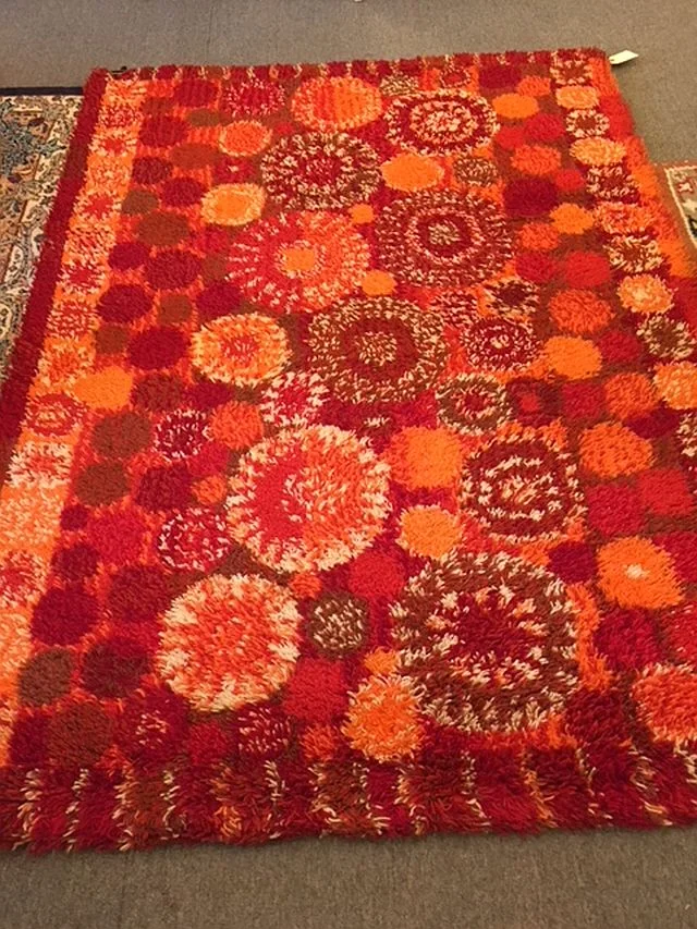 Ringarum Design 54" x 79". $625