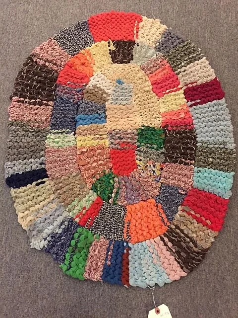 WS-436 Oval Braided, rag Rug. 27 x 33. $55