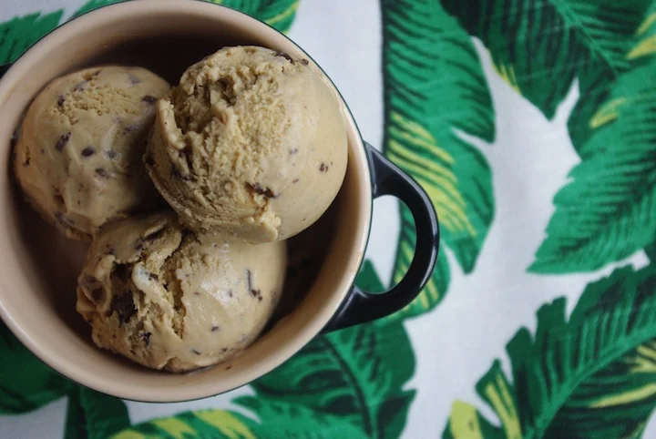 chocscoop1(USE).jpg