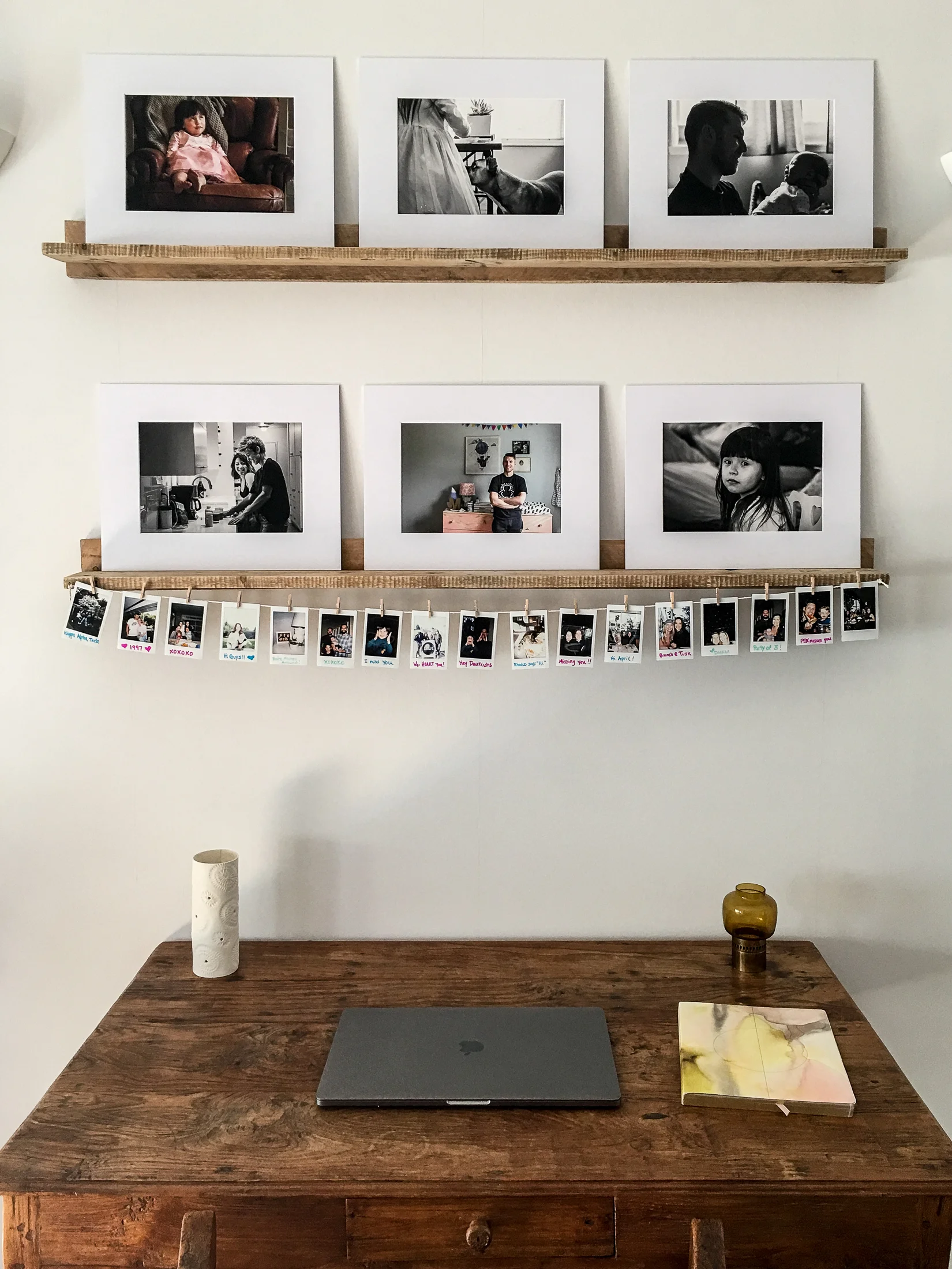 Wall shelves made from free pallet planks.