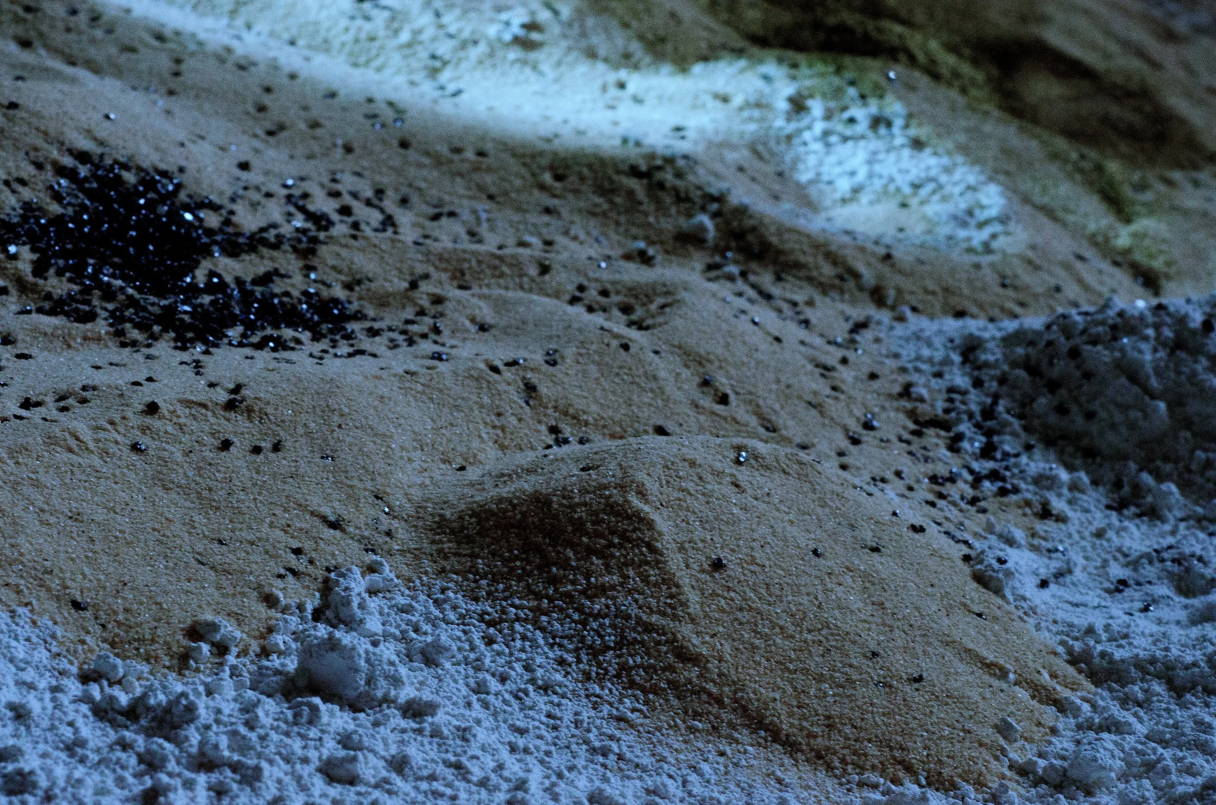   Tittle: &nbsp;"&nbsp;Full Moon landscape #3"&nbsp;.&nbsp; Technique: &nbsp;Photograph printed on 100% cotton paper .&nbsp; Dimensions: &nbsp;50 x 35 cm .&nbsp; Year: &nbsp;2015. 