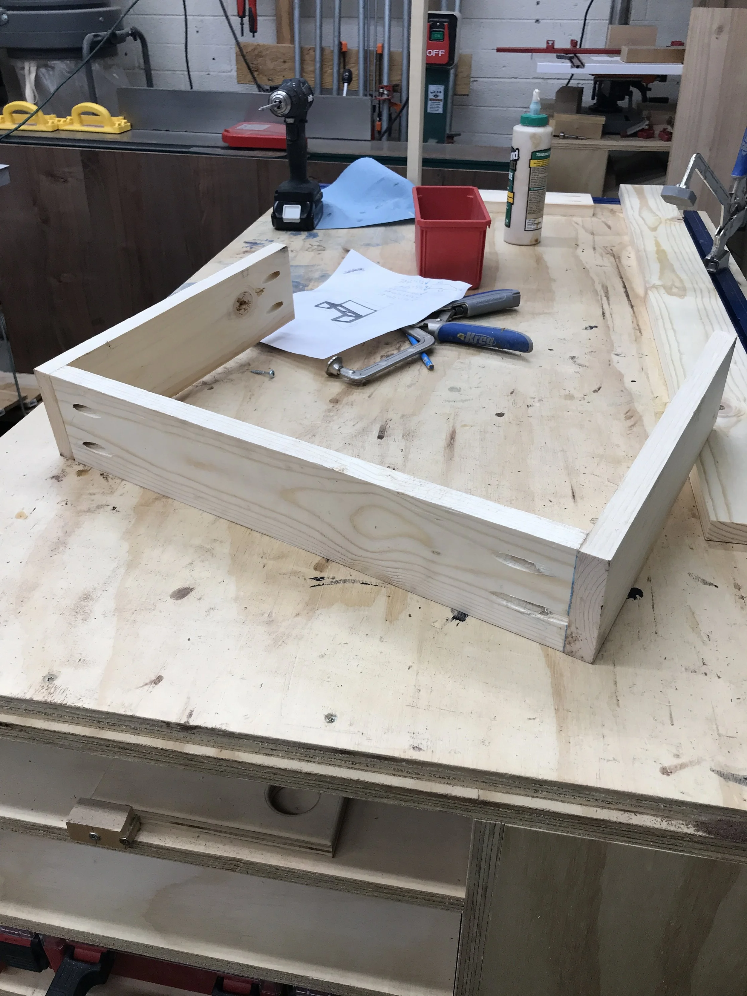 DIY Modern Bench with Back — the Awesome Orange