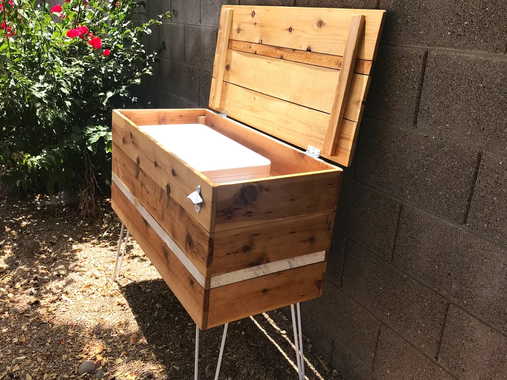How to Keep Bugs Out of Outdoor Storage Boxes: Expert Tips