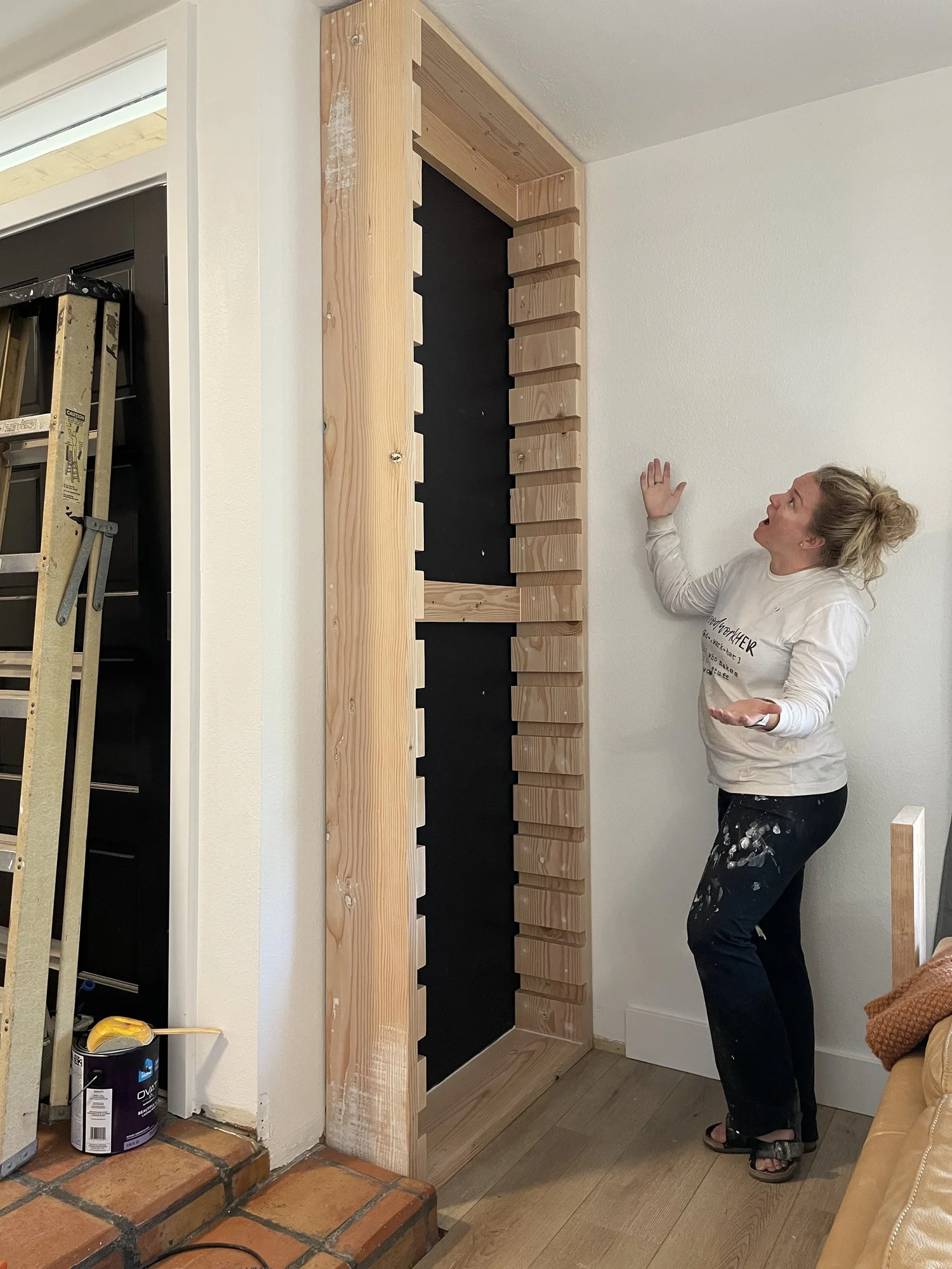 Gallery Detail: DIY Adjustable Shelf Built In Bookcase