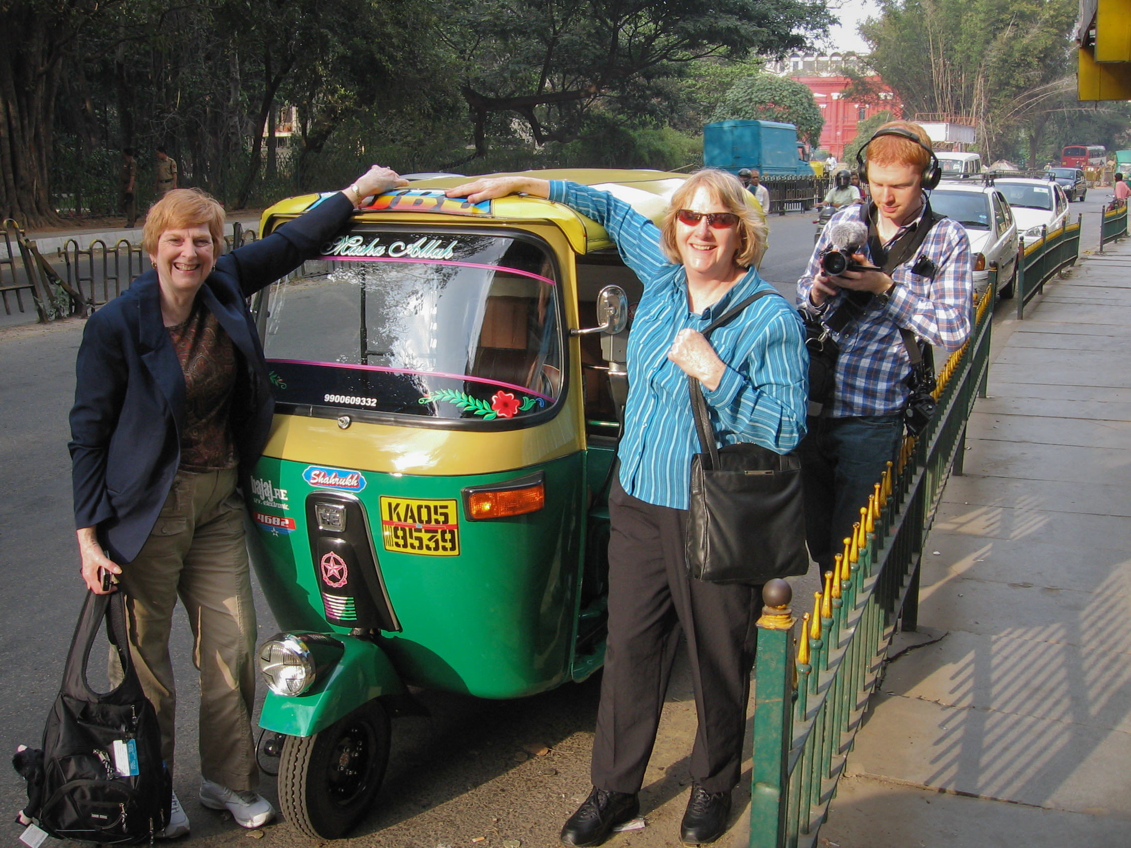 Bangalore Sightseeing, auto rickshaw_edit1.jpg