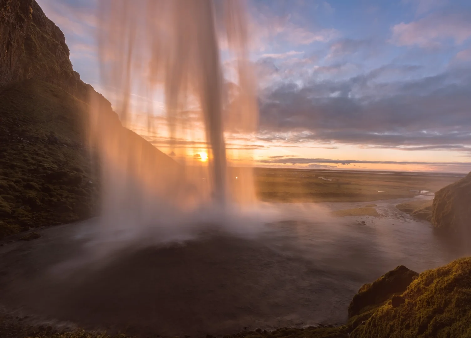 Seljalandsfoss1 IG.jpg