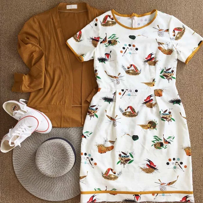 bibbity_bobbity_buttons_a_self_covered_button_charley_harper_sigma_dress_15.jpg