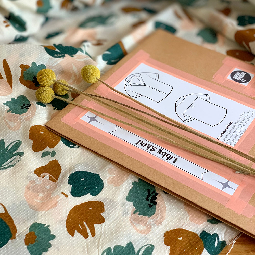 bibbity_bobbity_buttons_mismatched_buttons_june_2019_libby_17.jpeg