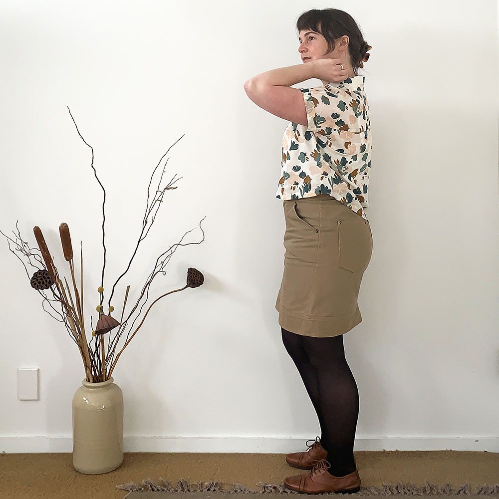 bibbity_bobbity_buttons_mismatched_buttons_june_2019_libby_12.jpeg