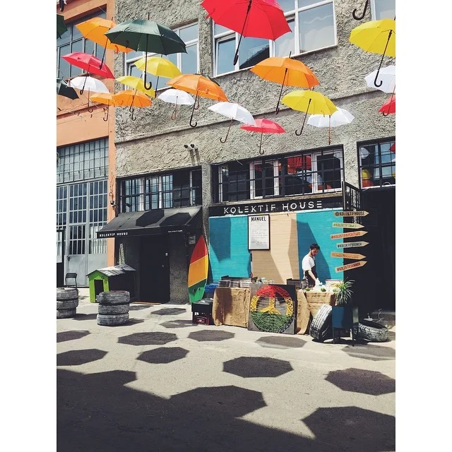 Coworking Istanbul. Just as cool as any collective in Europe and U.S. #collective #coworkingspaces #kolektifhouse #istanbul #turkey #neveraboringmoment #passionpassport #travelbug #travel #exploringbyrunning #instaistanbul #instatravel #insta #instabest #instagood #vsco #vscocam #vscobest #vscotravel #vscoistanbul #mytinyatlas #TellOn #startupistanbul (at Kolektif House)