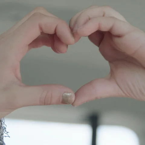 Facebook | HandToHeart