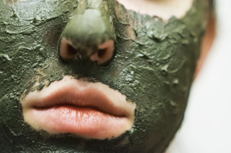 Smooth Your Uneven Skin With These DIY Remedies 2 .png