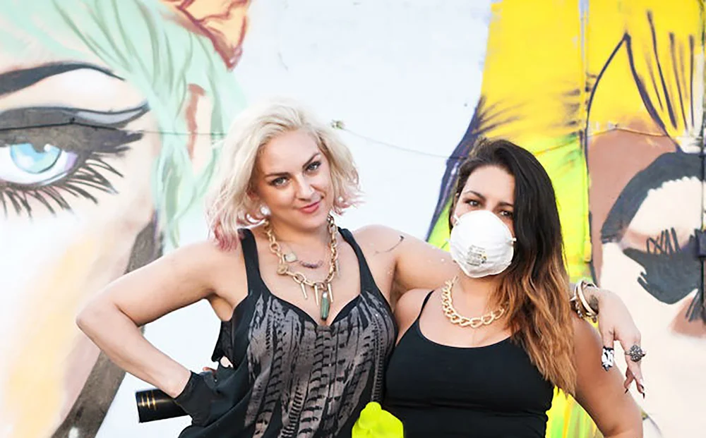 The_Grit_and_Glam_Lexi_and_Danielle_3rd_Ethos_Gallery_Ehibition_Openletr_Interview_1000x.jpg
