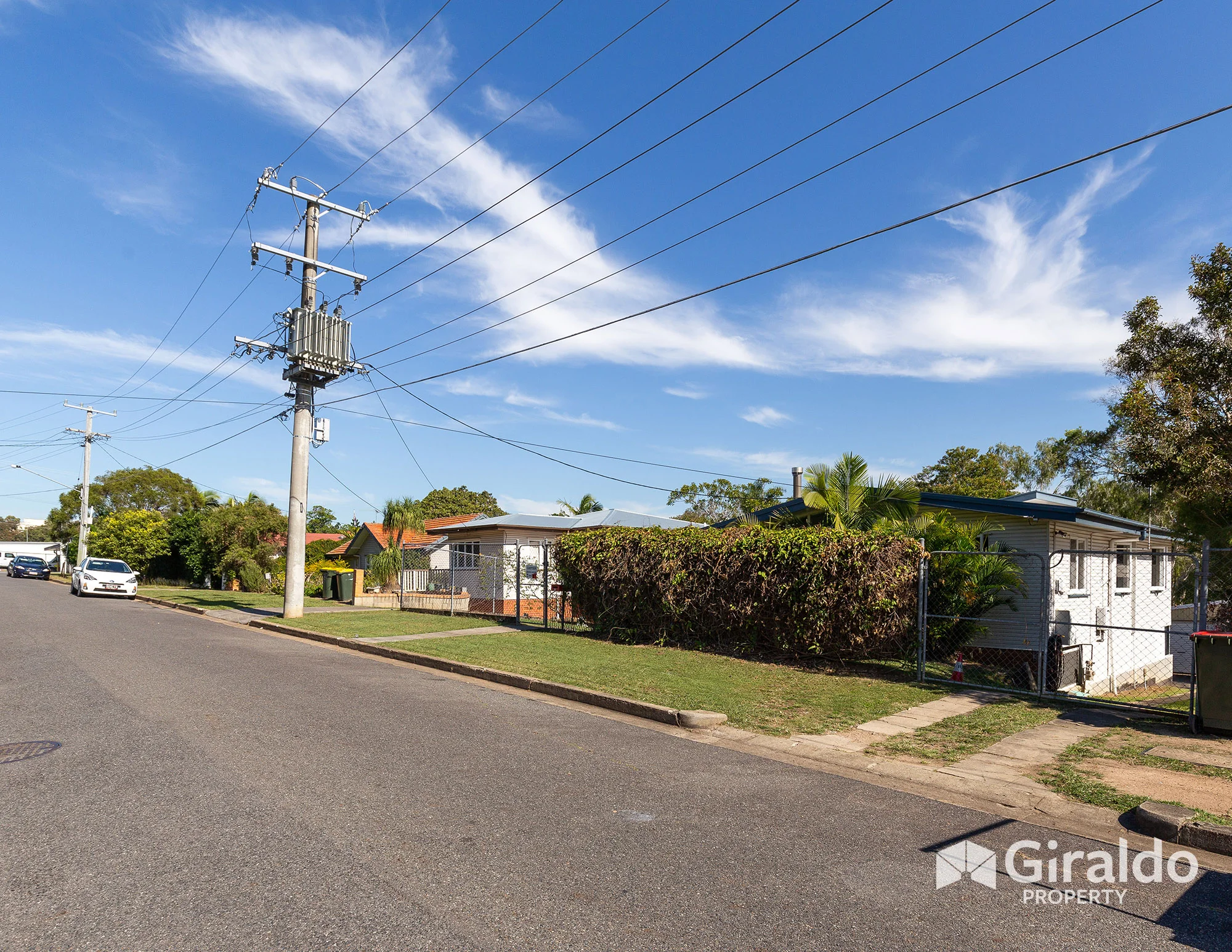 2-8_curwen_tce street frontage.jpg