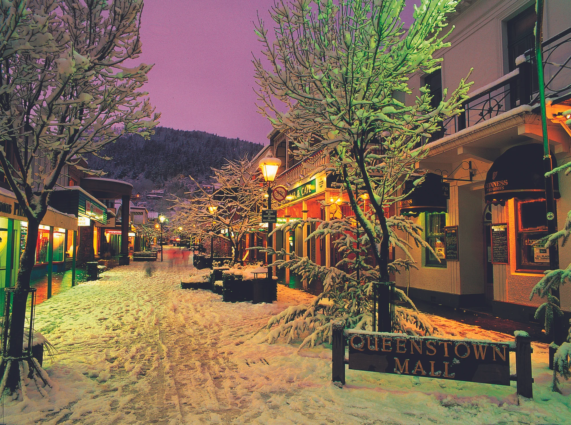 QUEENSTOWN, SOUTH ISLAND