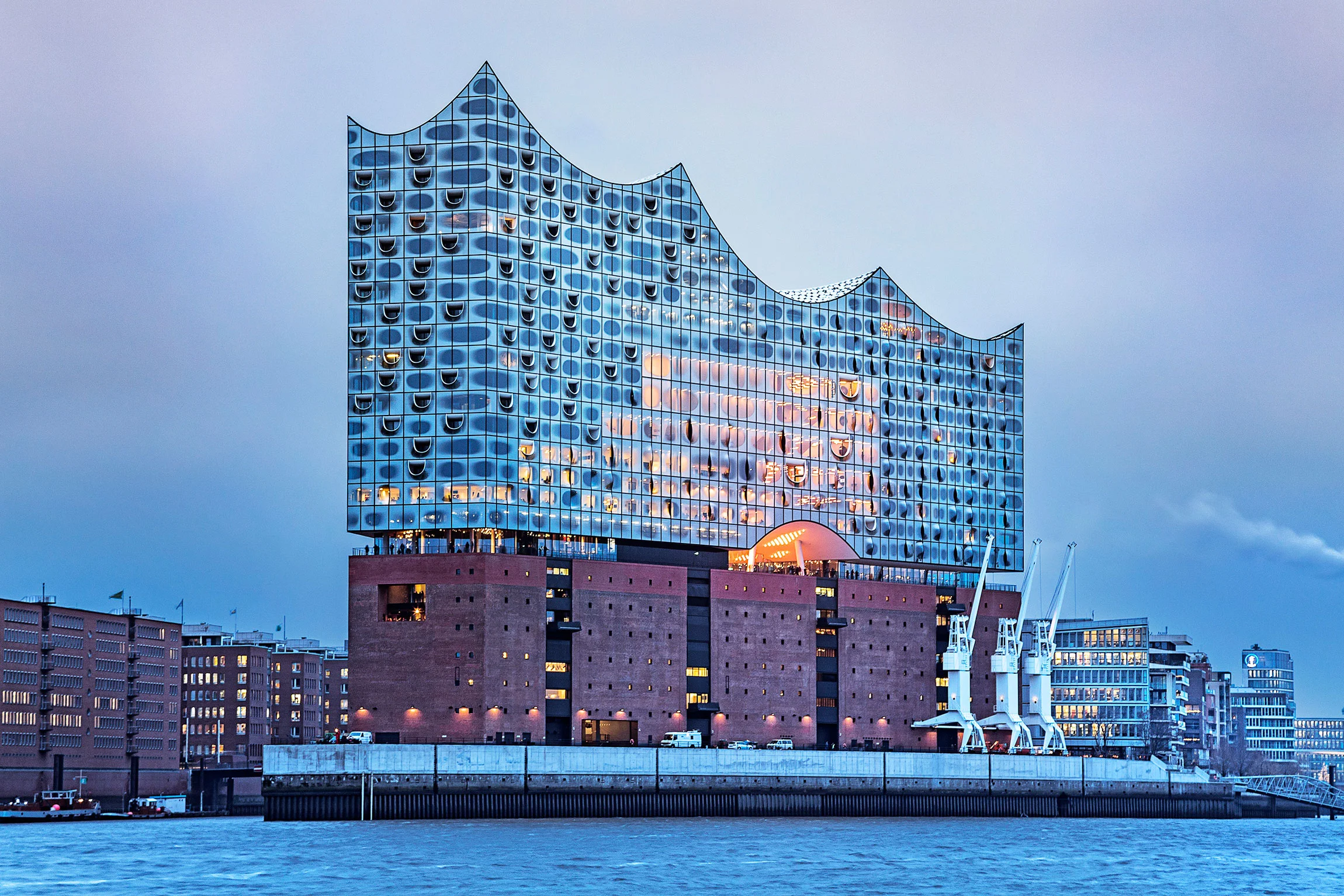2300-elbphilharmonie-exterior.jpg