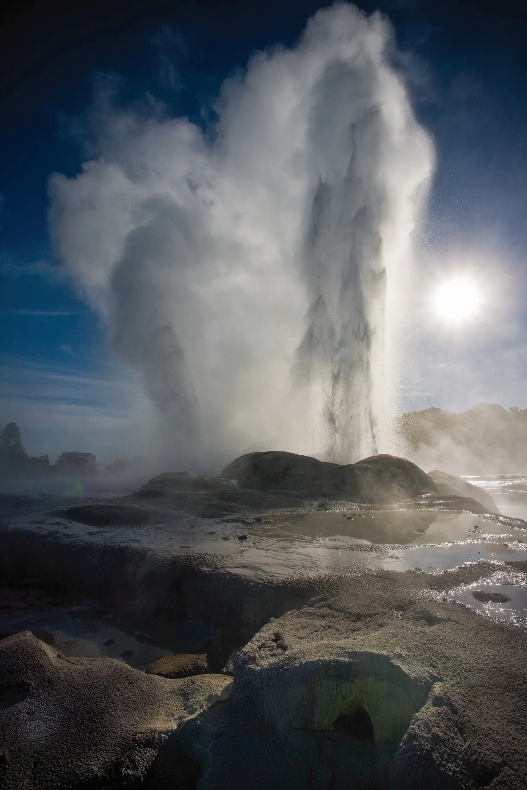 04 Pohutu geyser.jpg