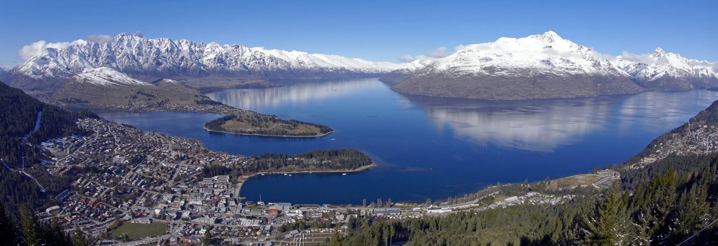 Panoramic views over Queenstown during winter.jpg