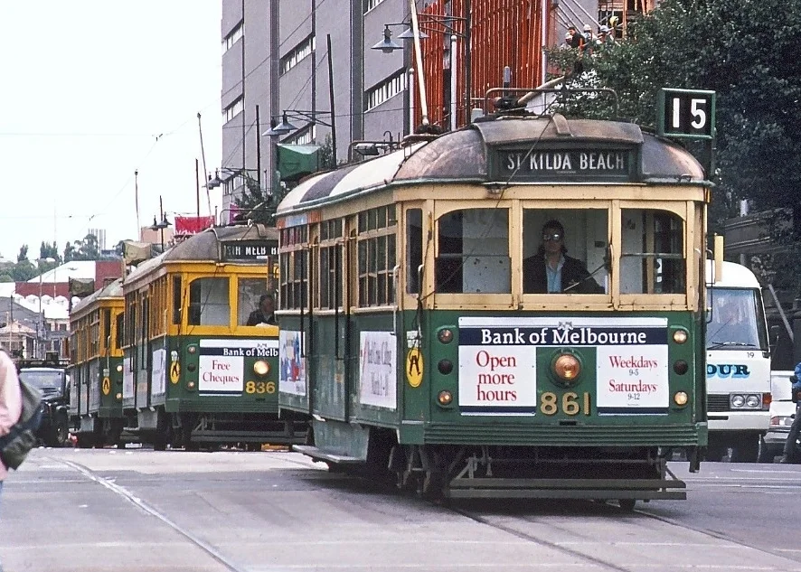 Melbourne_trams.jpg