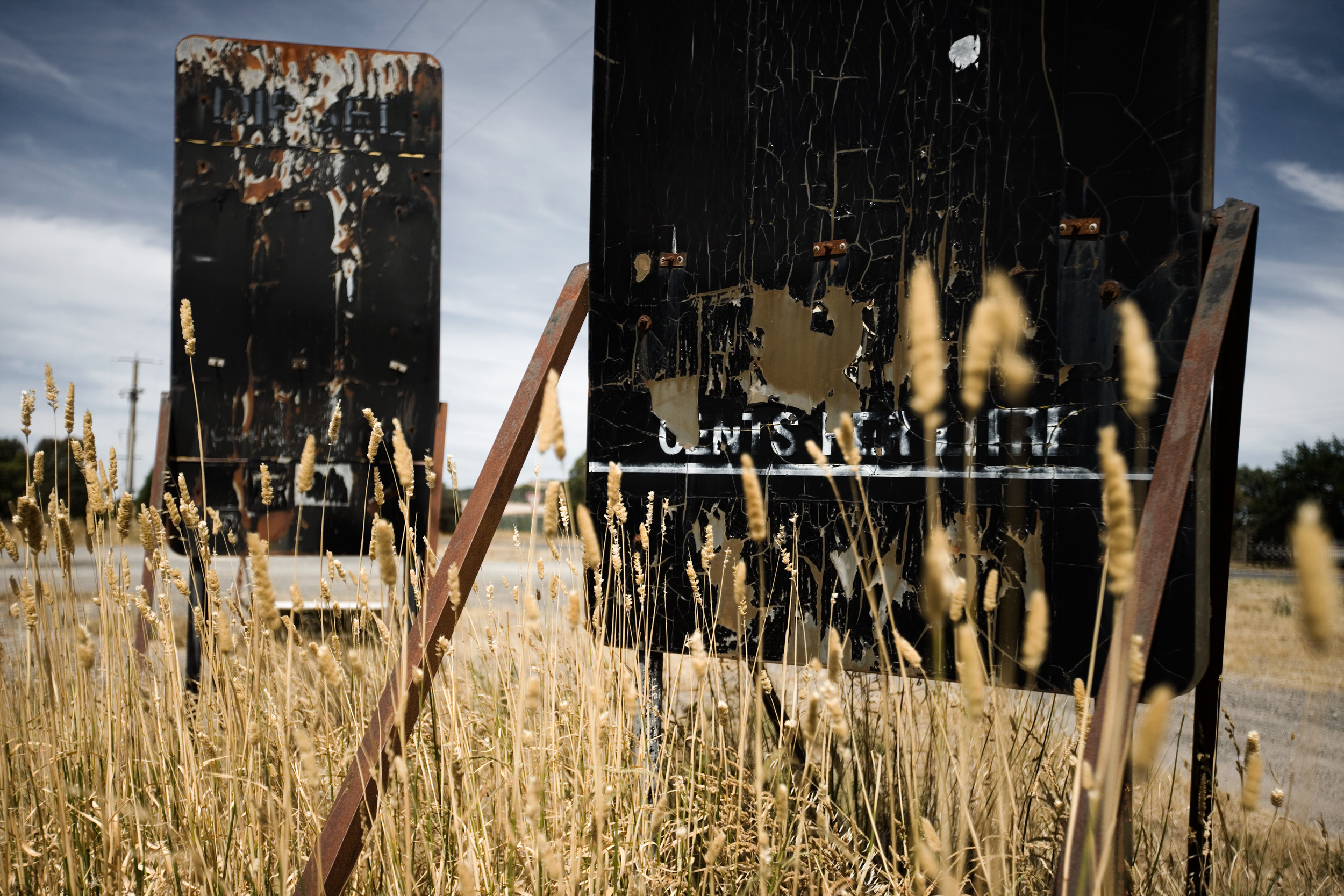 Servo Signs at Trawalla, 2013