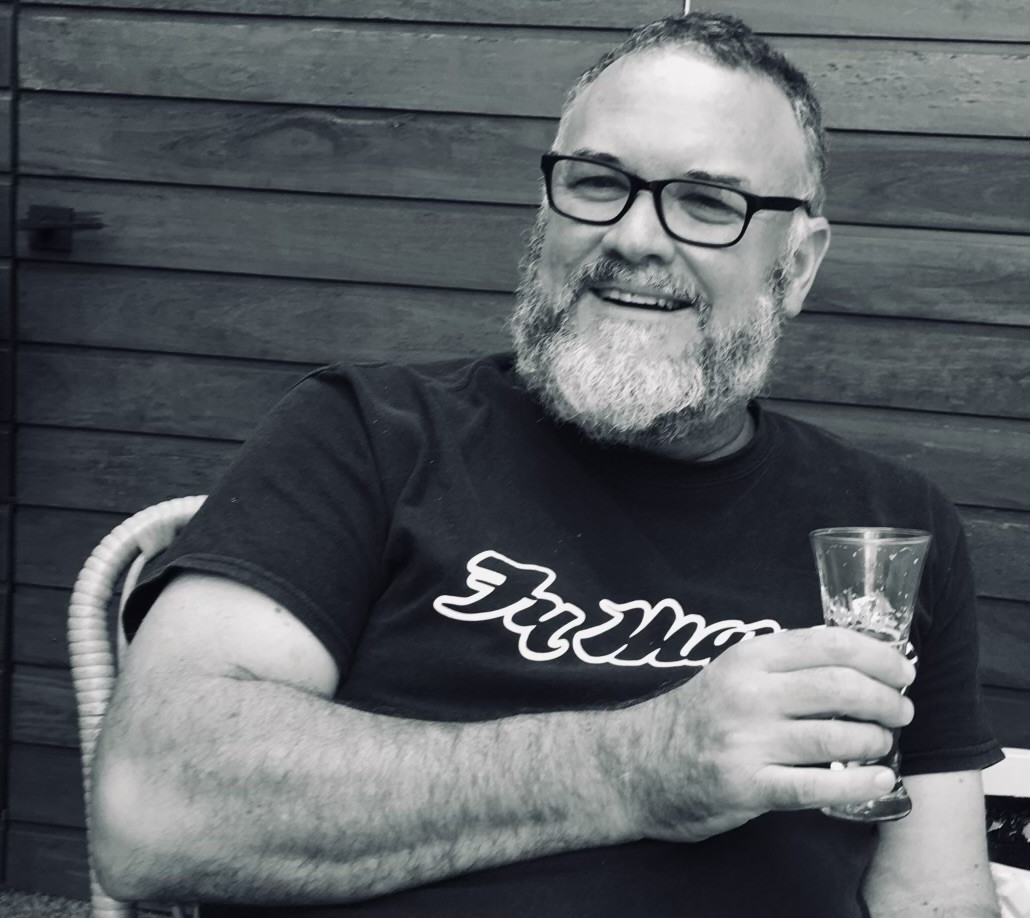 Tim Handlon Independent Author Spotlight: Tim Hanlon — DMR Books