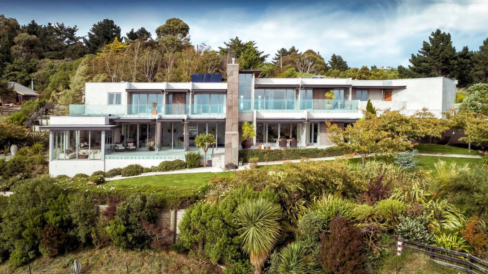 Real Estate Photo 7.jpg