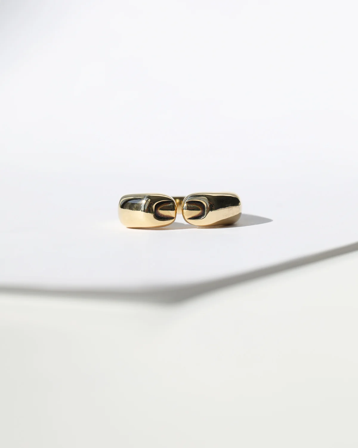 ring_finger_bronze_3.jpg